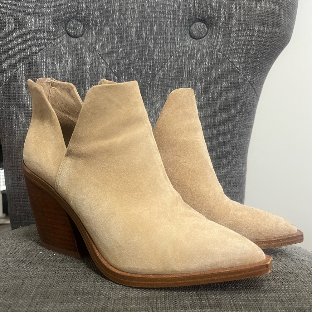 Vince Camuto Suede Booties size 5M / 35 - practically new; only worn once